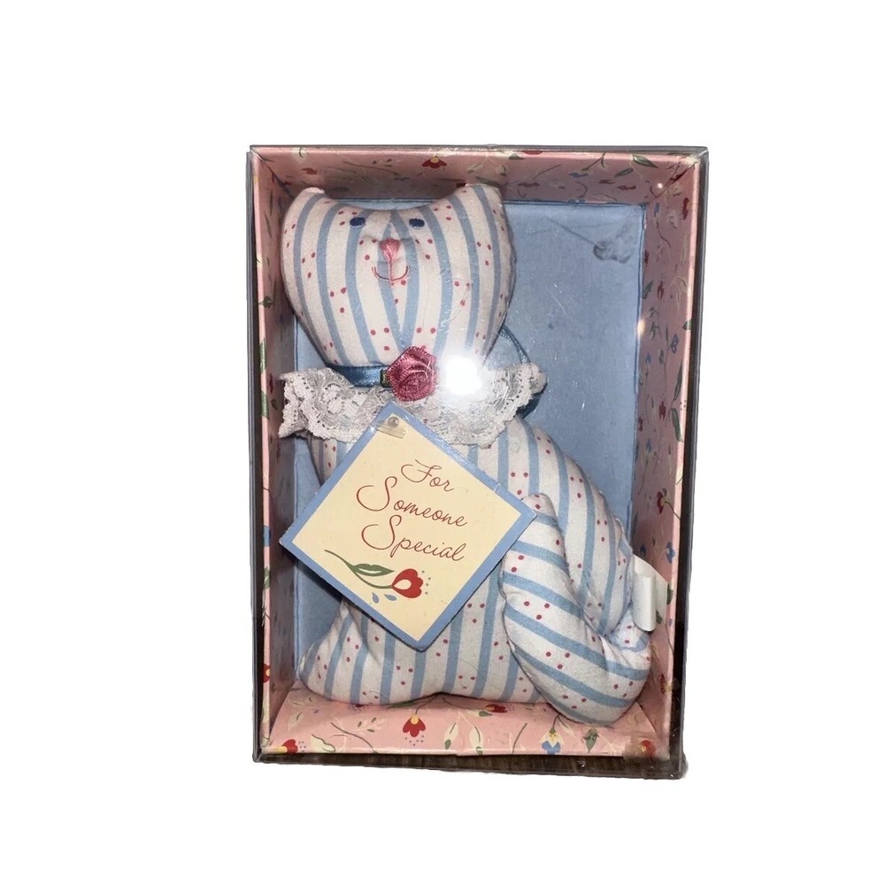 Vintage Hallmark Scented Sachet‎ Cat blue Kensington Garden New old Stock ribbon